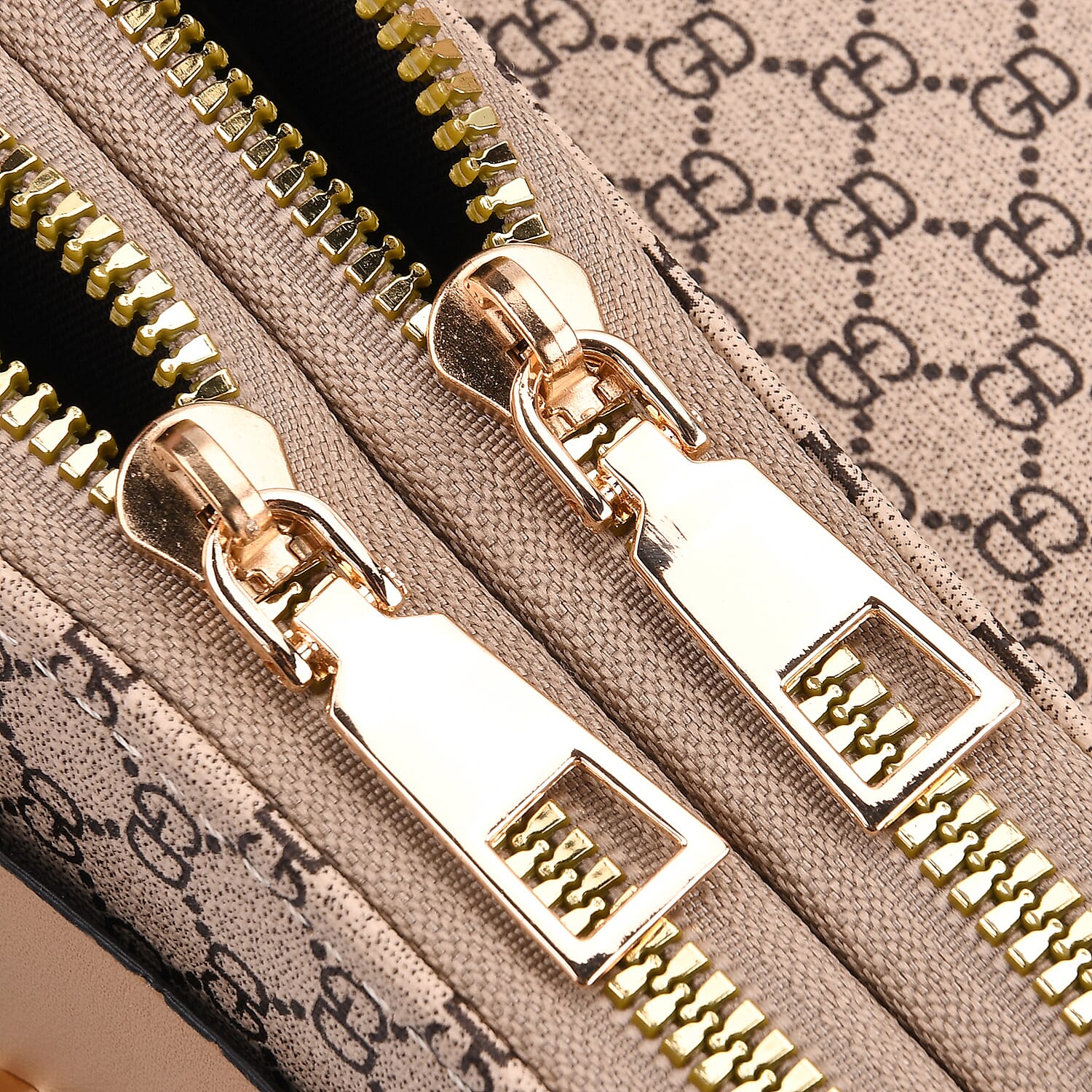 DESIGNER INSPIRED CLOSEOUT- GD Pattern Clutch Handbag - Khaki