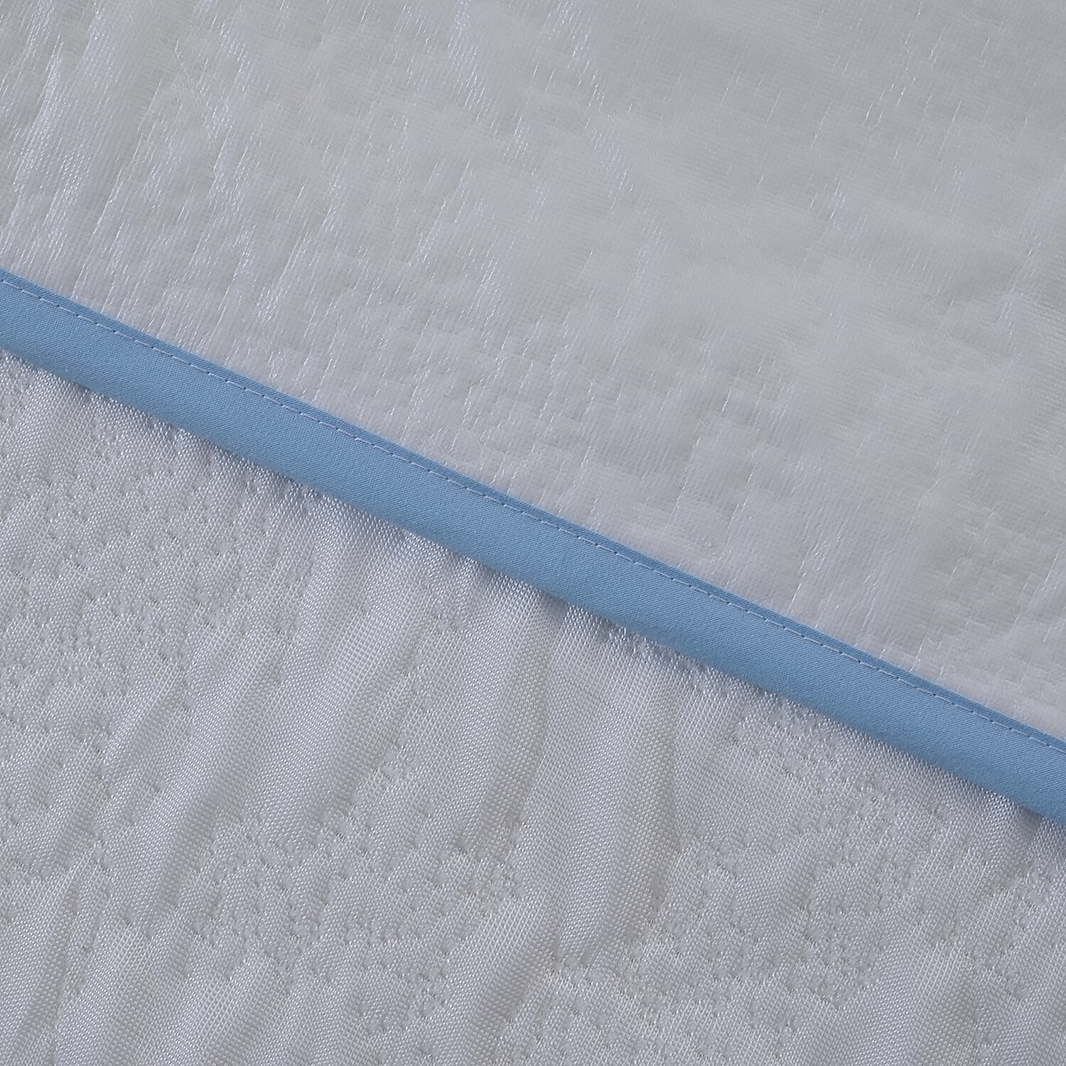 Luxury Cooling Jaquard Waterproof Mattress Protector - With Anchor Band Fit (Machine Washable) - Size Double Luxury Cooling Jaquard Waterproof Mattress Protector - With Anchor Band Fit (Machine Washable) - Size Double