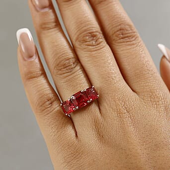 https://tjcuk.sirv.com/Products/80/4/8049871/10K-White-Gold-AAA-Lab-Grown-Padparadscha-Sapphire-3-Stone-Ring-7-95-c_8049871_2.jpg?w=342&h=342
