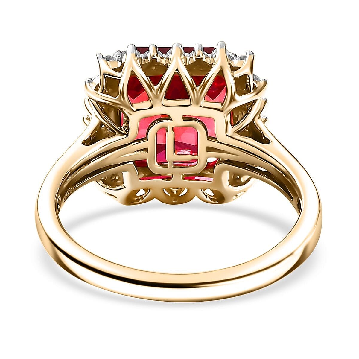 10K Yellow Gold AAA Lab Grown Padparadscha Sapphire, Lab Grown Diamond Main Stone With Side Stone Ring, Gold Wt.4.28 Gms 5.930 Ct. 10K Yellow Gold AAA Lab Grown Padparadscha Sapphire, Lab Grown Diamond Main Stone With Side Stone Ring, Gold Wt.4.28 Gms 5.930 Ct.