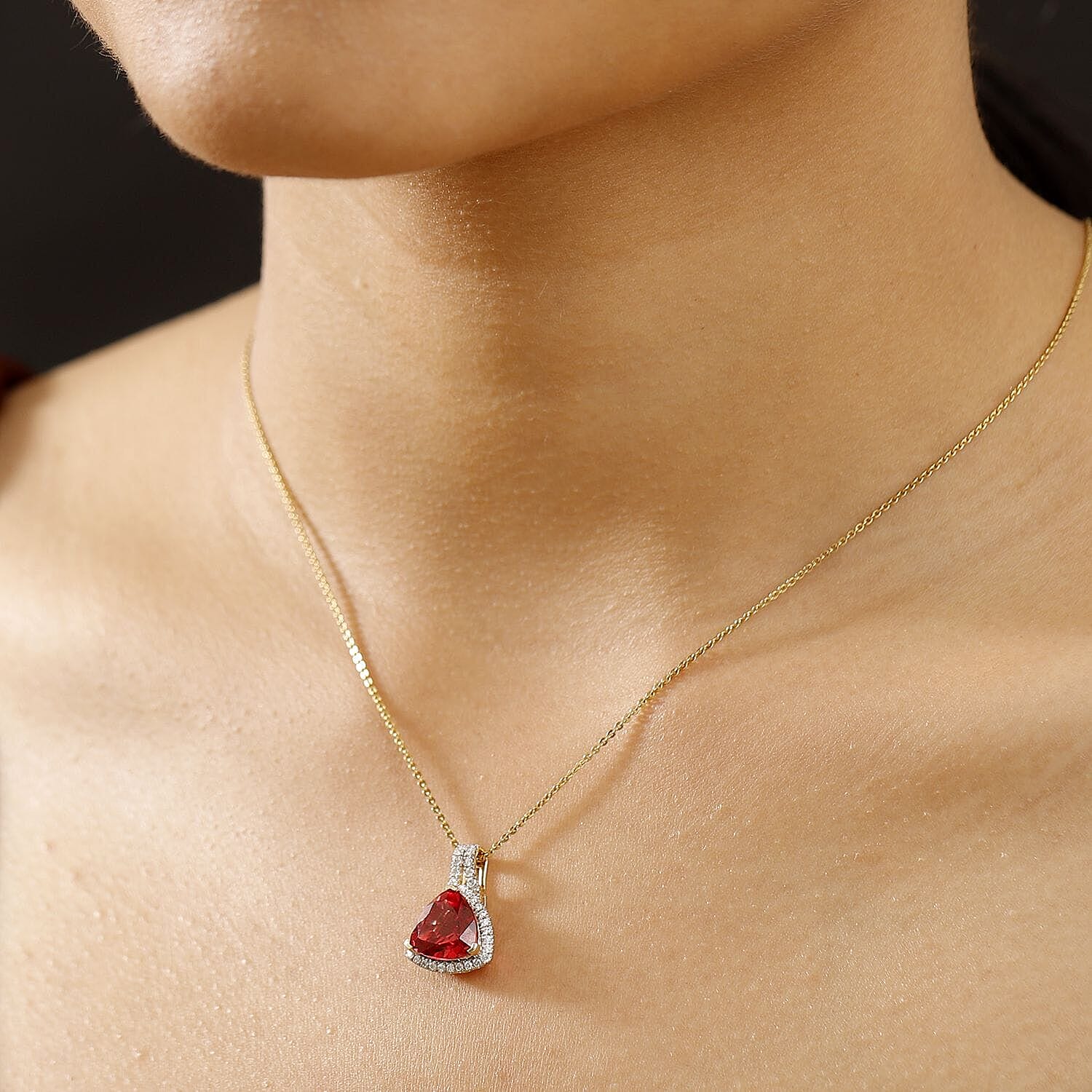 Luxuriant 9K Yellow Gold AAA Lab Grown Padparadscha Sapphire ,  Lab Grown Diamond  (VS-EF) AGI Certified Pendant with Chain (Size - 18) 3.87 Ct.