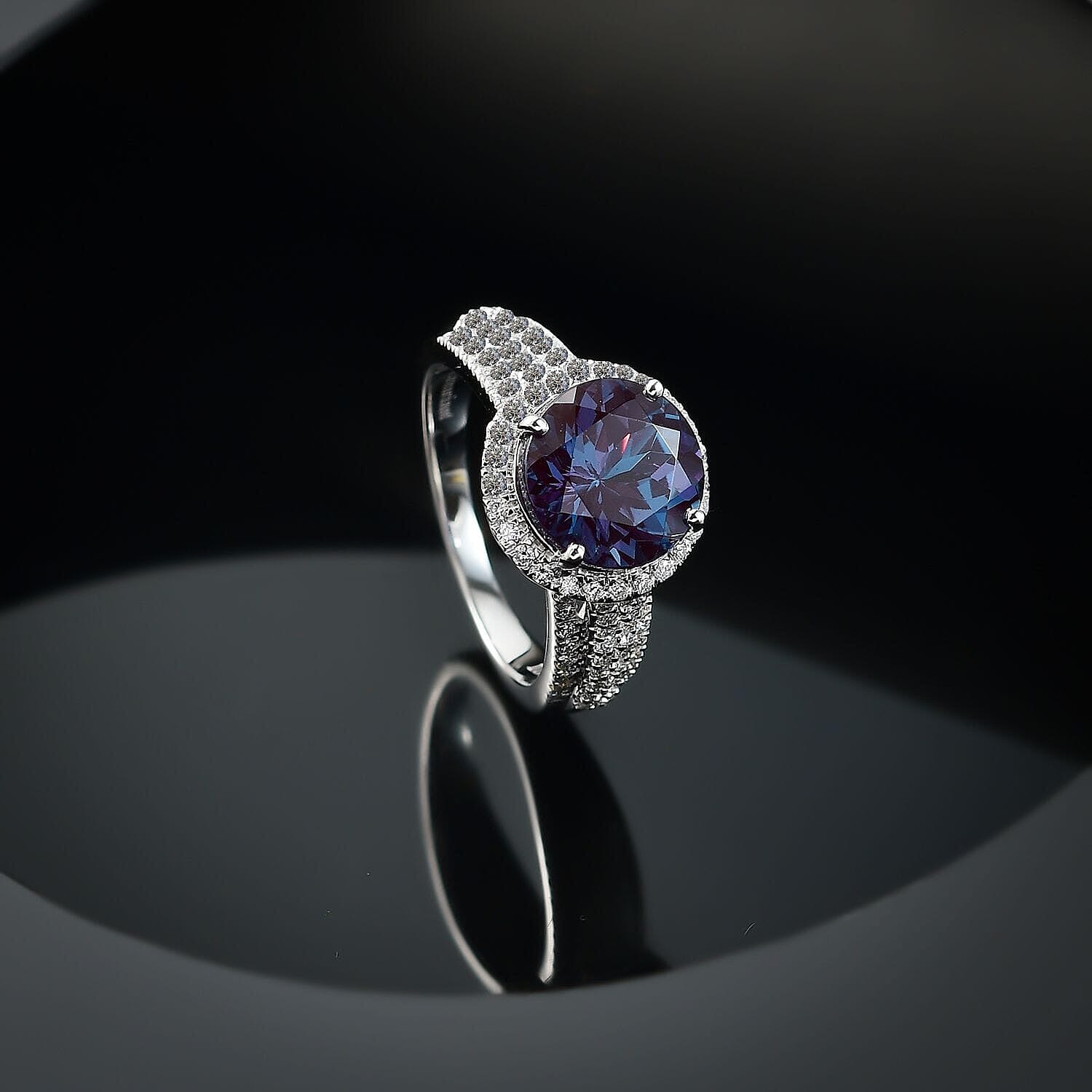Luxuriant 9K White Gold AGI Certified AAA Lab Grown Alexandrite & VS-E-F Lab Grown Diamond Ring 5.63 Ct.