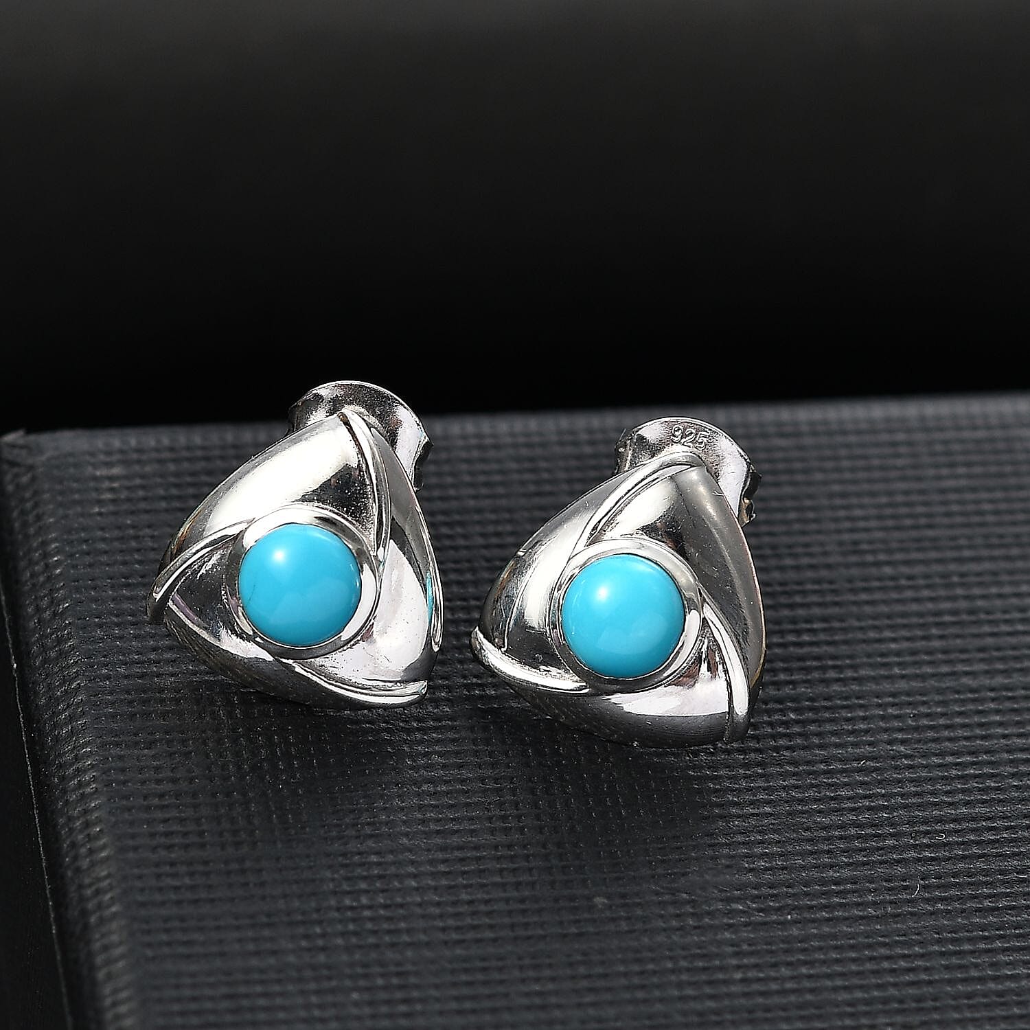 Sleeping Beauty Turquoise  Earring in Rhodium Overlay Sterling Silver 0.98 ct  1.052  Ct.