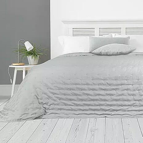Country Club Leon Embossed Bedspread (Size 260x240 cm) - Vintage  Grey