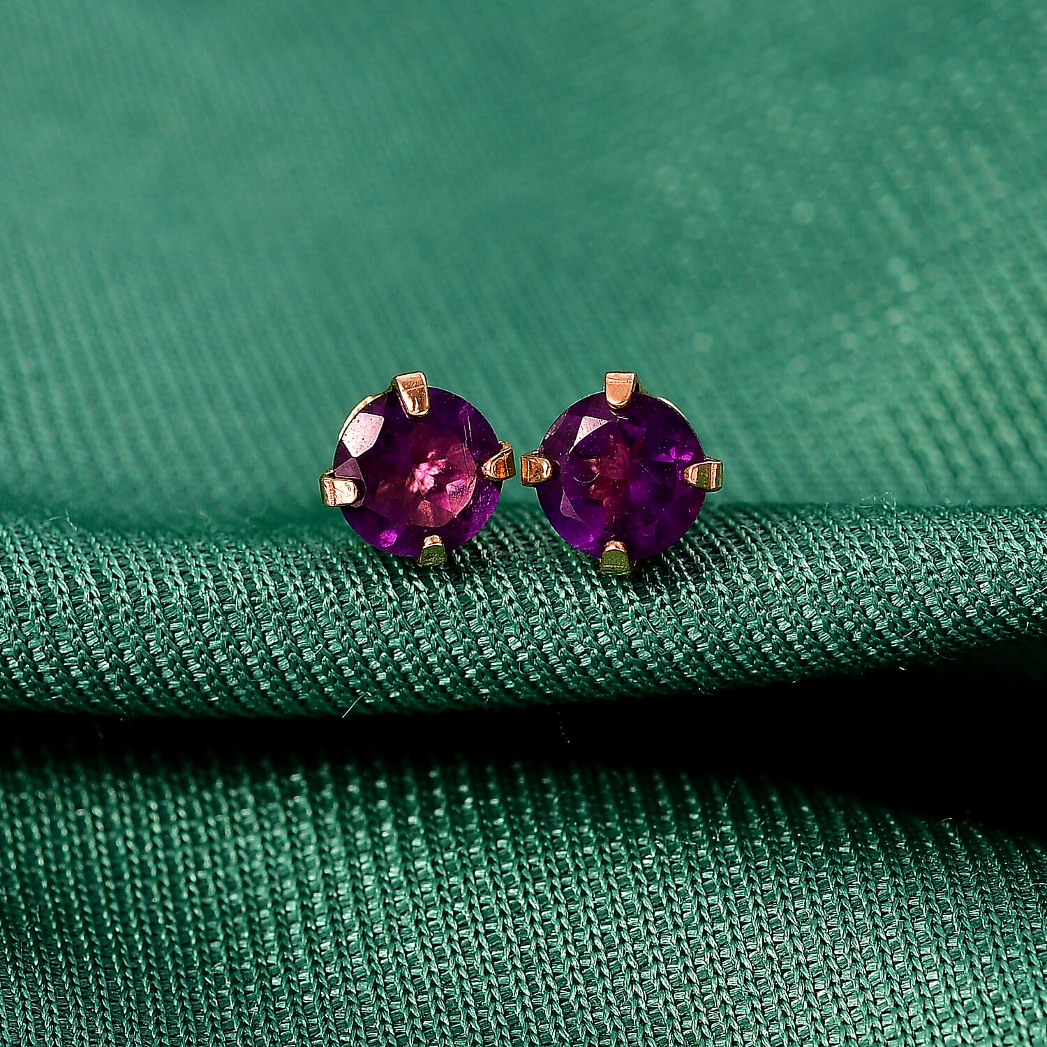 African Amethyst Solitaire Stud Push Back Earring in Yellow Gold Plated Sterling Silver