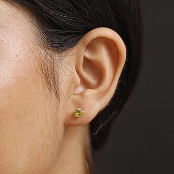 https://tjcuk.sirv.com/Products/80/5/8051482/Peridot-Solitaire-Stud-Push-Back-Earring-in-Yellow-Gold-Plated-Sterlin_8051482_2.jpg?w=342&h=342