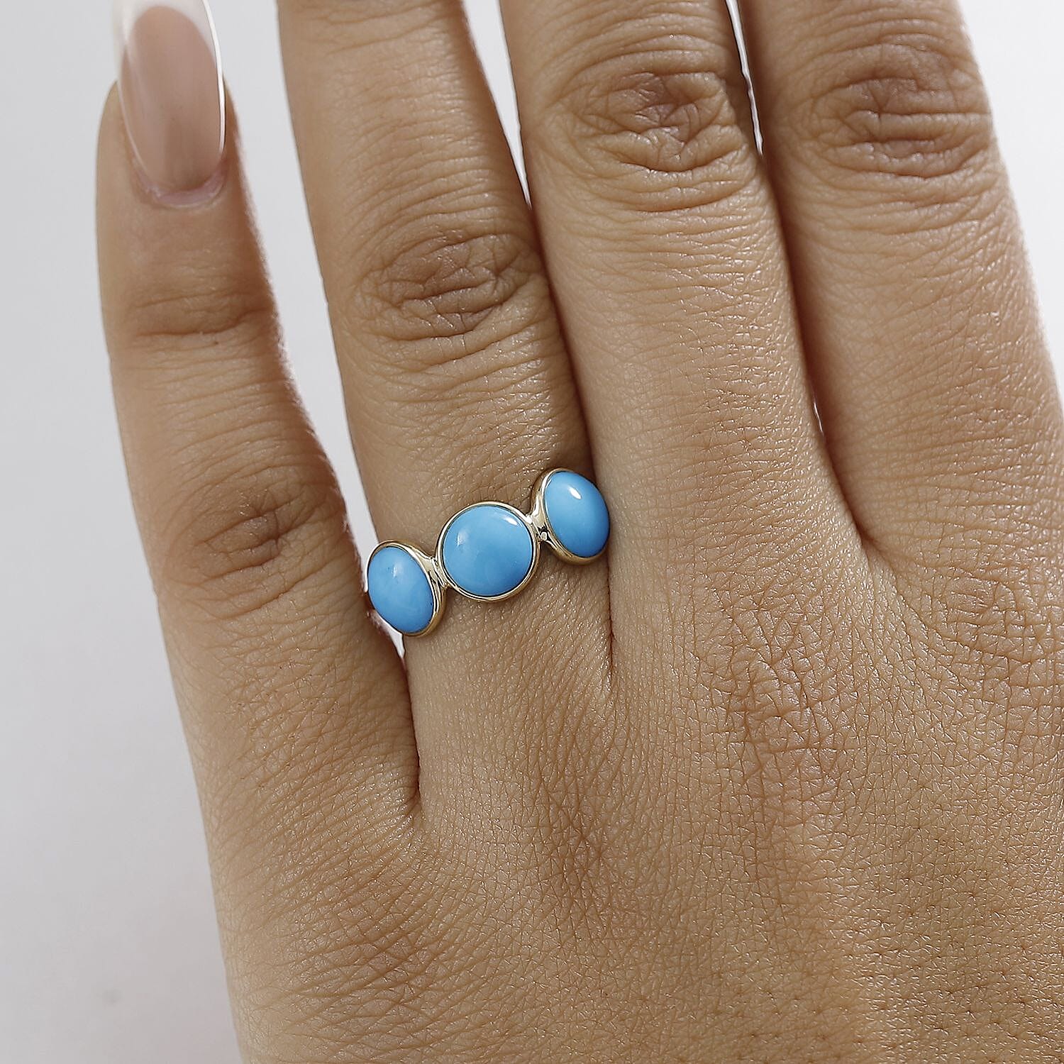9K Yellow Gold Sleeping Beauty Turquoise 3 Stone Ring 3.43 Ct.