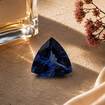 https://tjcuk.sirv.com/Products/80/5/8054765/AAA-Tanzanite-Trillion-Gemstone-2-25-Ct_8054765_1.jpg?w=342&h=342