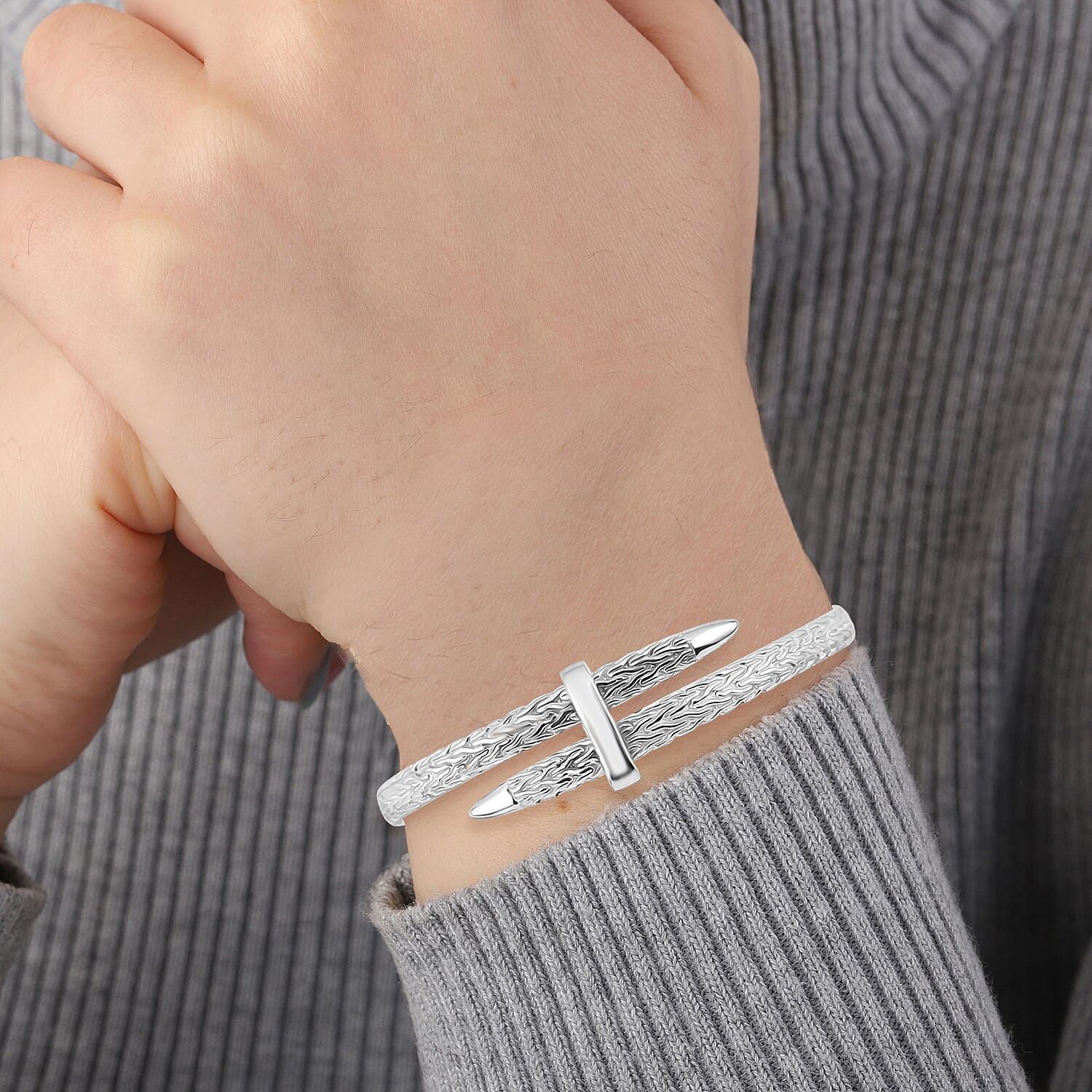 Royal Bali Collection - Handmade Sterling Silver Bangle (Size 7.5), Silver Wt. 26.00 Gms.