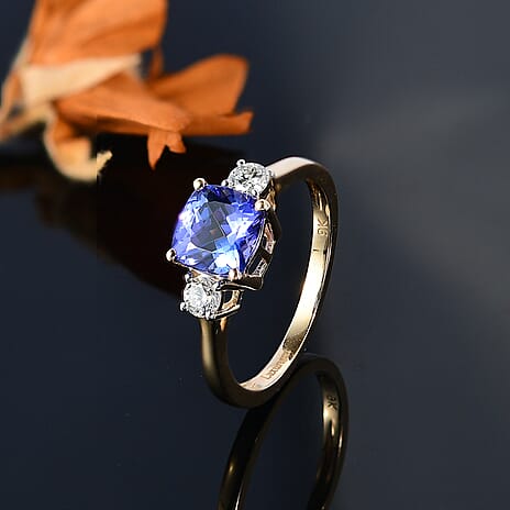 TANZANITE SPECTACULAR- Luxuriant Diamond 9K Yellow Gold Tanzanite & (SI-G-H) Lab Grown Diamond Solitaire Ring 1.69 Ct.