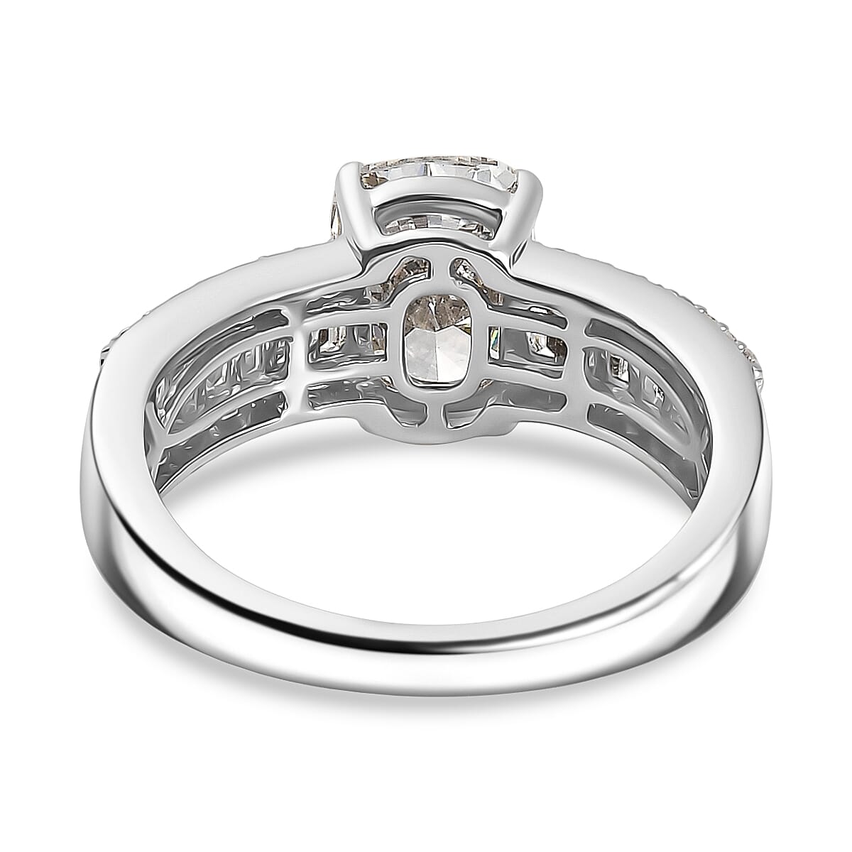 Luxuriant Diamond 950 Platinum IGI Certified Lab Grown Diamond (VS-1-F) Solitaire Diamond Ring