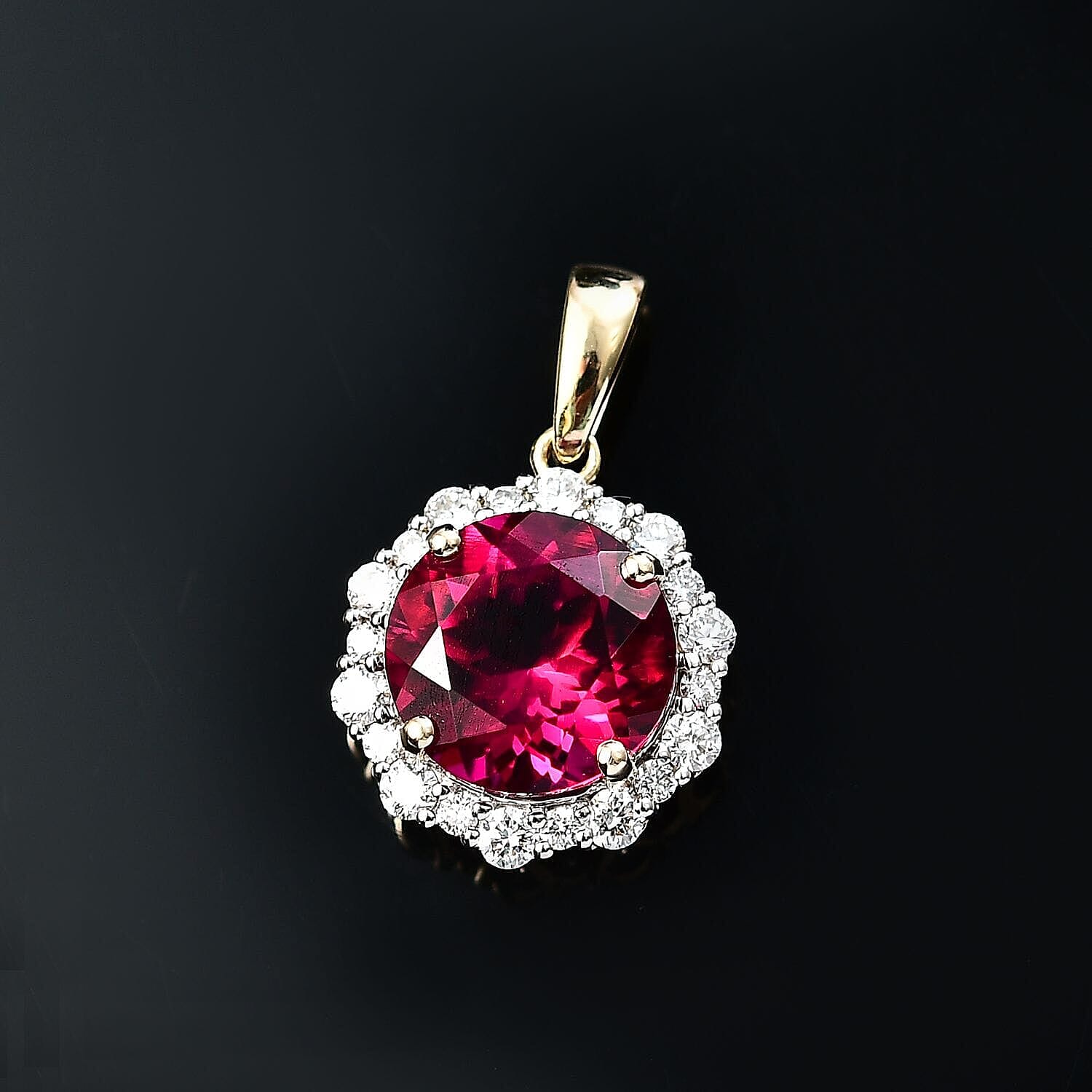 10K Yellow Gold AAA Lab Grown Bixbite, Lab Grown Diamond VS-EF Solitaire Pendant, Gold Wt.1.62 Gms  3.512  Ct.