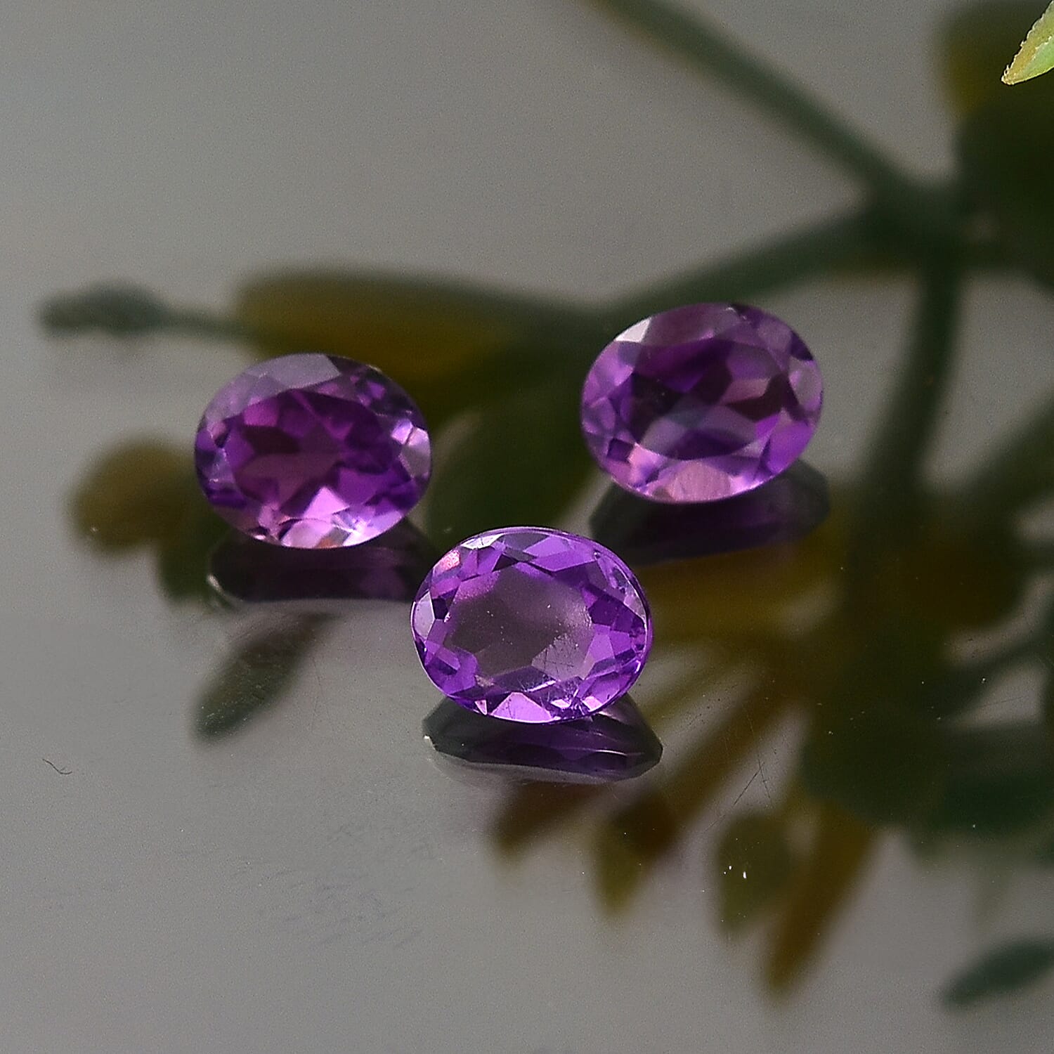 African Amethyst Oval Shape Gemstone 0.84 Ct.
