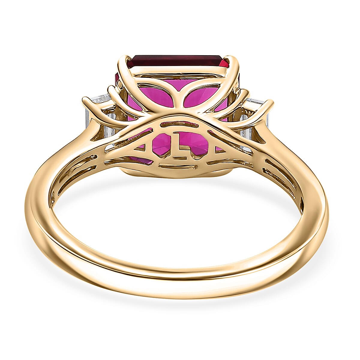 10K Yellow Gold AAA Lab Grown Bixbite, Lab Grown Diamond VS-EF Solitaire Ring, Gold Wt.3.31 Gms  4.605  Ct.