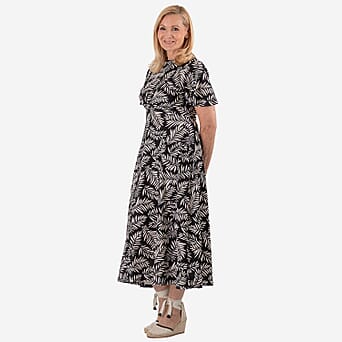 https://tjcuk.sirv.com/Products/80/6/8066772/Bershka-Zebra-Print-Long-Dress-Size-14-Black_8066772_1.jpg?w=342&h=342