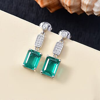 https://tjcuk.sirv.com/Products/80/6/8068973/Emeraldine-Triplet-Quartz-White-Zircon-Dangling-Earring-with-Push-Back_8068973_1.jpg?w=342&h=342