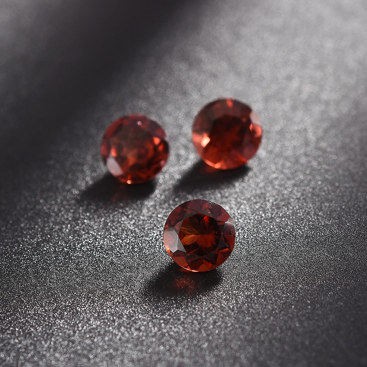 Red Garnet Round Shape Gemstone 1.65 Ct. - 5 mm