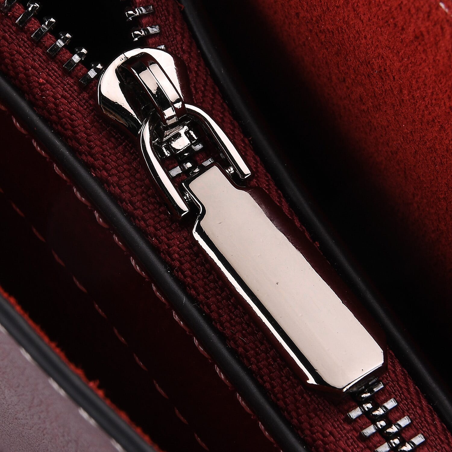 Stylish Genuine Leather Everyday Tote Bag With Adjustable Strap - Wine Red Stylish Genuine Leather Everyday Tote Bag With Adjustable Strap - Wine Red