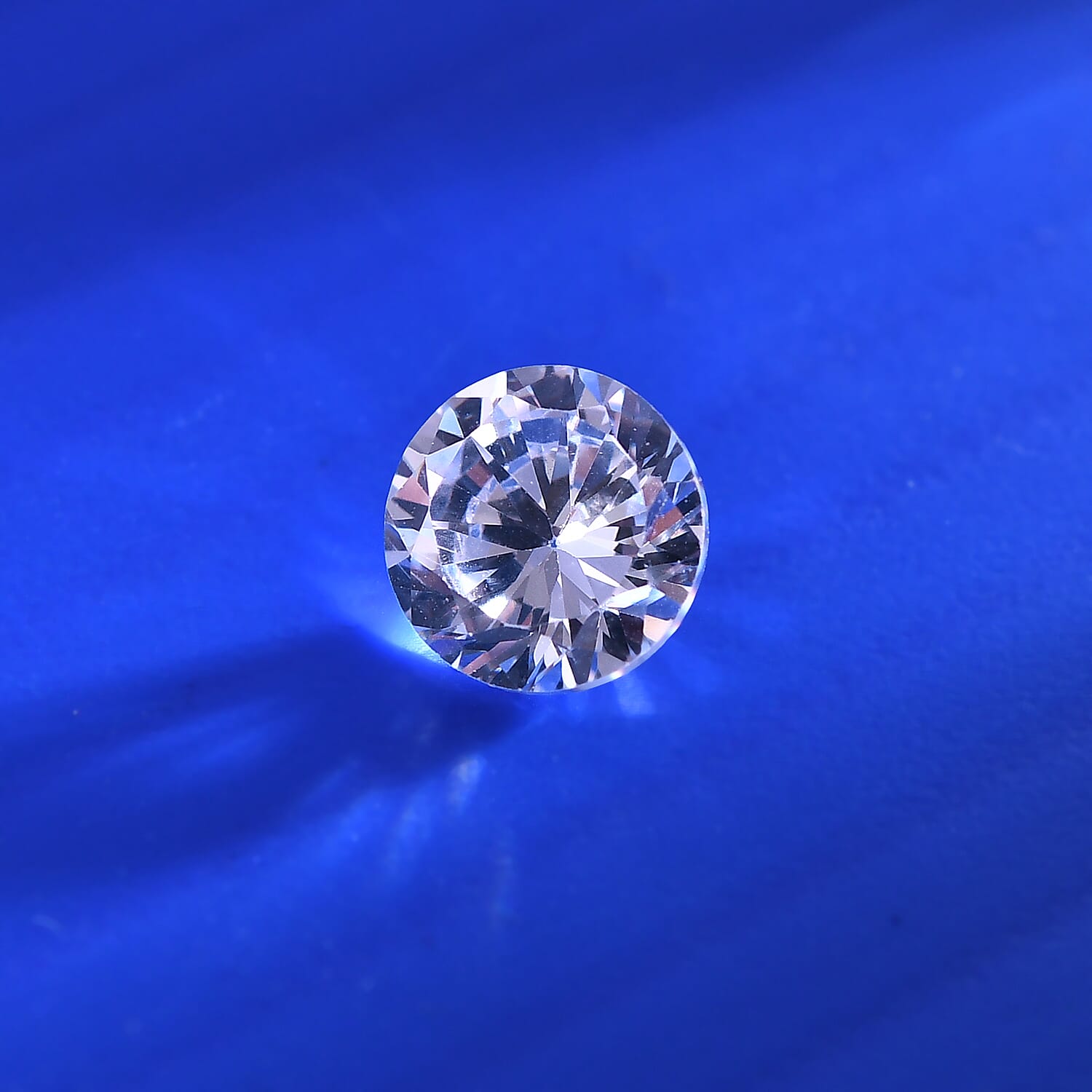 White Cubic Zirconia Round Shape Gemstone 1.7 Ct. - 6.5 mm