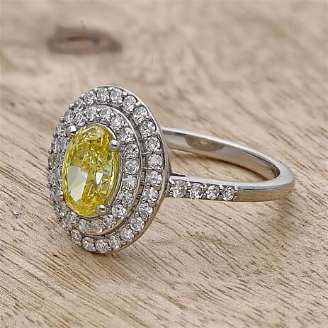 Luxuriant Diamond 950 Platinum Lab Grown Yellow Diamond & White Lab Grown Diamond Ring 1.49 Ct, Platinum Wt. 5.13 Gms
