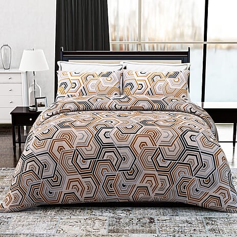 Hush Heaven 3-Piece Printed Duvet Set with Pillow Covers - Storage Bag (Size Double) - Multicolor