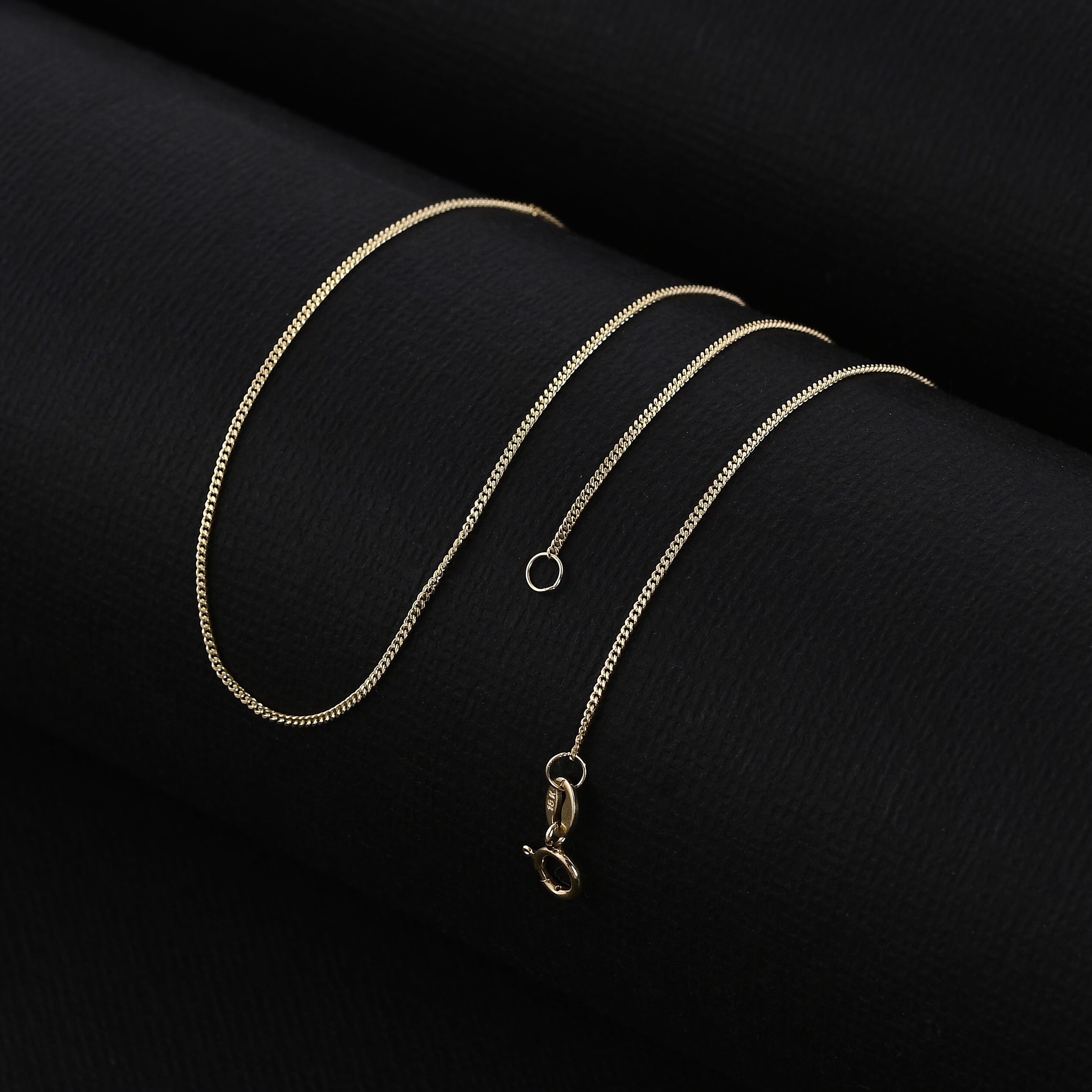 Hatton Garden Closeout - 18K Yellow Gold Curb Necklace (Size 20) with Spring Ring Clasp