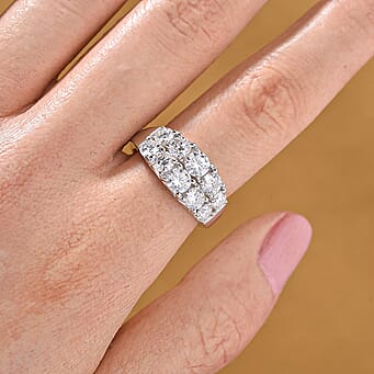 https://tjcuk.sirv.com/Products/80/8/8085091/Moissanite-Main-Stone-With-Side-Stone-Ring-in-Rhodium-OverlaySterling-_8085091_1.jpg?w=342&h=342