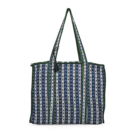 Quilted Fabric Stripe Pattern Tote Bag with Zipper Closure - White & Blue