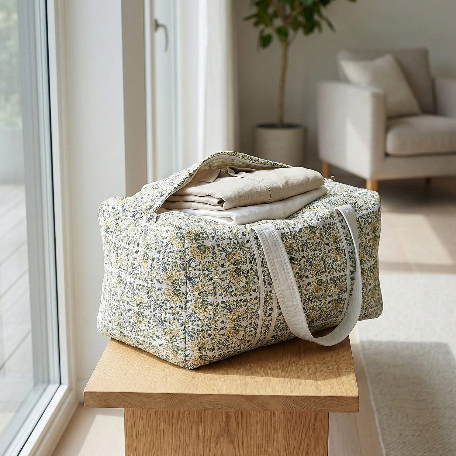 Quilted Fabric Floral Print Travel Duffel Bag - White, Yellow & Green