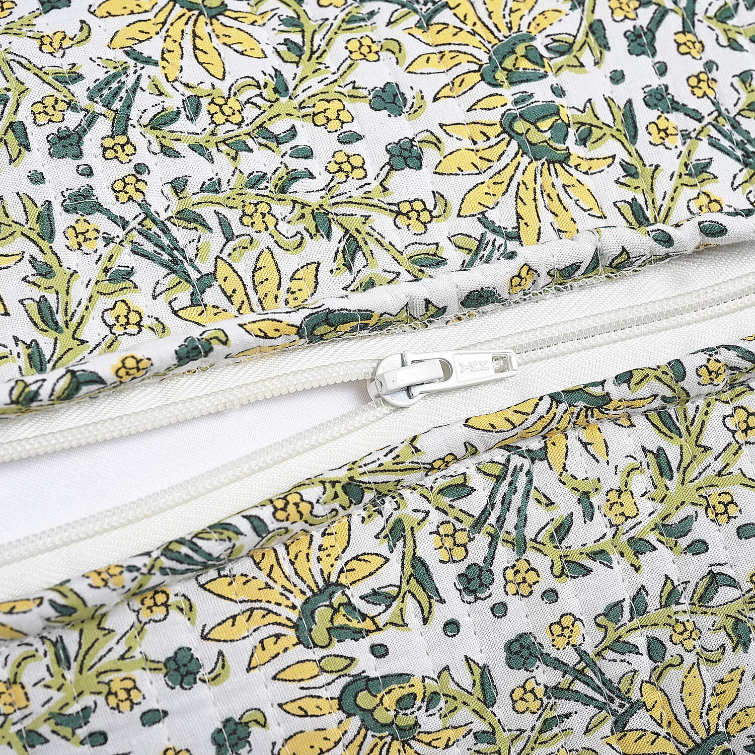 Quilted Fabric Floral Print Travel Duffel Bag - White, Yellow & Green