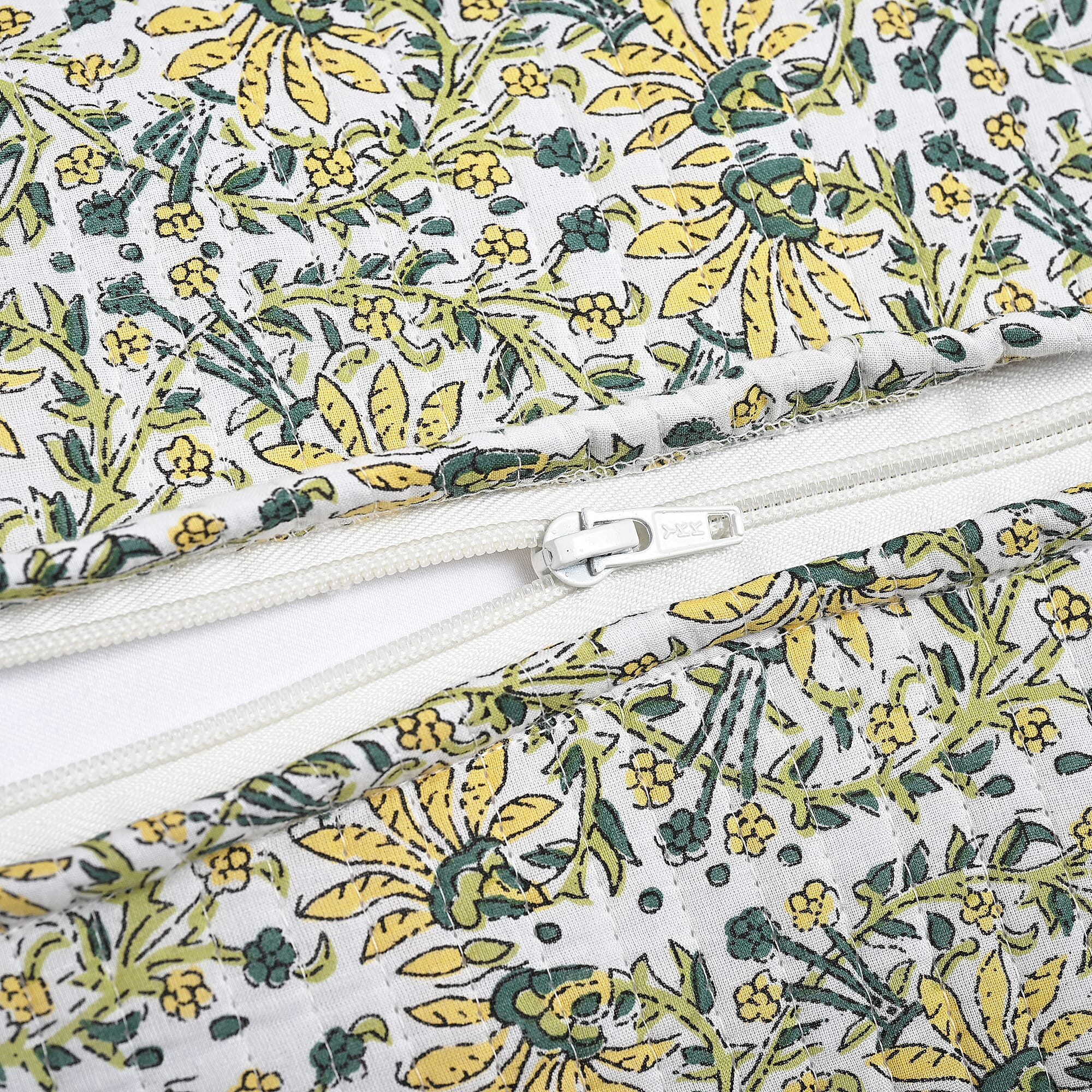 Quilted Fabric Floral Print Travel Duffel Bag - White, Yellow & Green