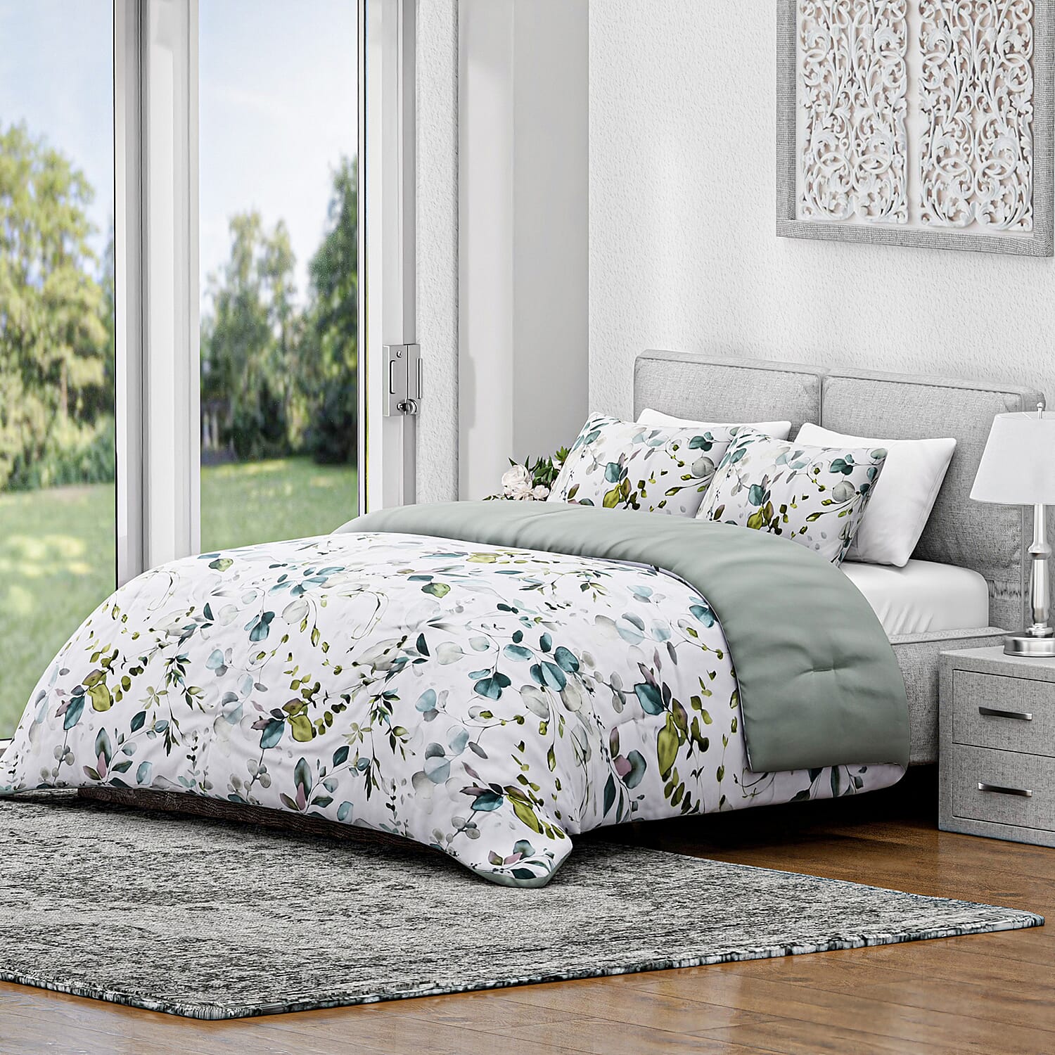 Boutique Bedding Collection - Lightweight Leaf Design Comforter With 2 Pillowcases (Size Double)