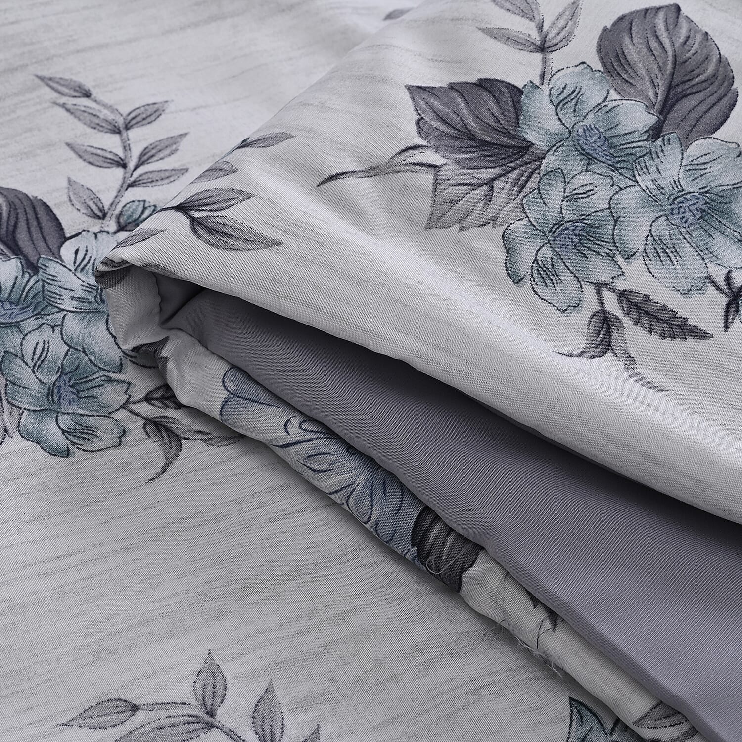 Boutique Bedding Collection - Lightweight Leaf Design Comforter With 2 Pillowcases (Size Double)