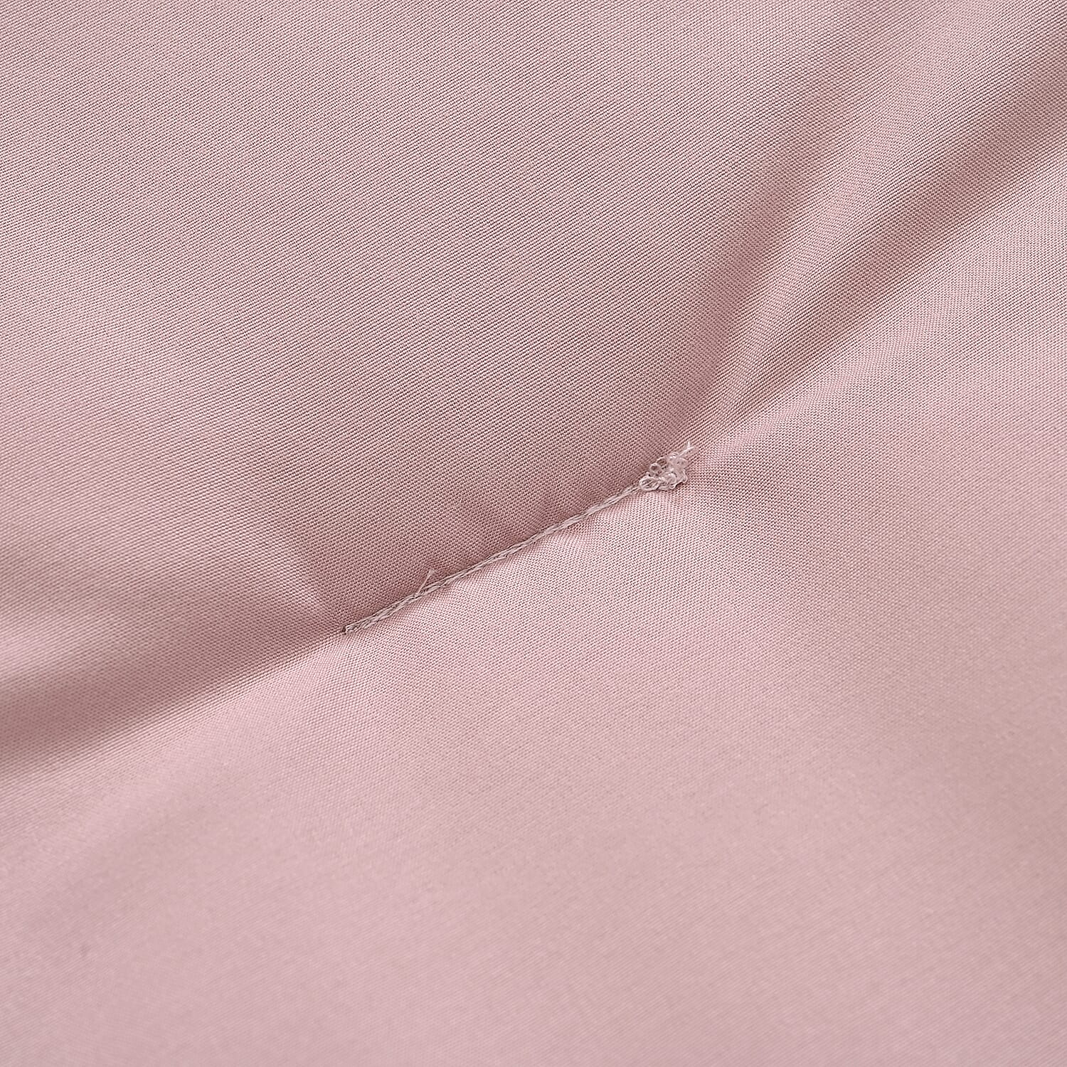 Boutique Bedding Collection - Lightweight Leaf Design Comforter With 2 Pillowcases (Size Double)