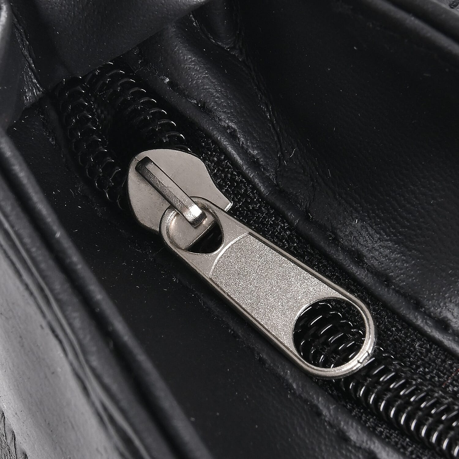 100% Leather Crossbody Bag with Adjustable Shoulder Strap - Black