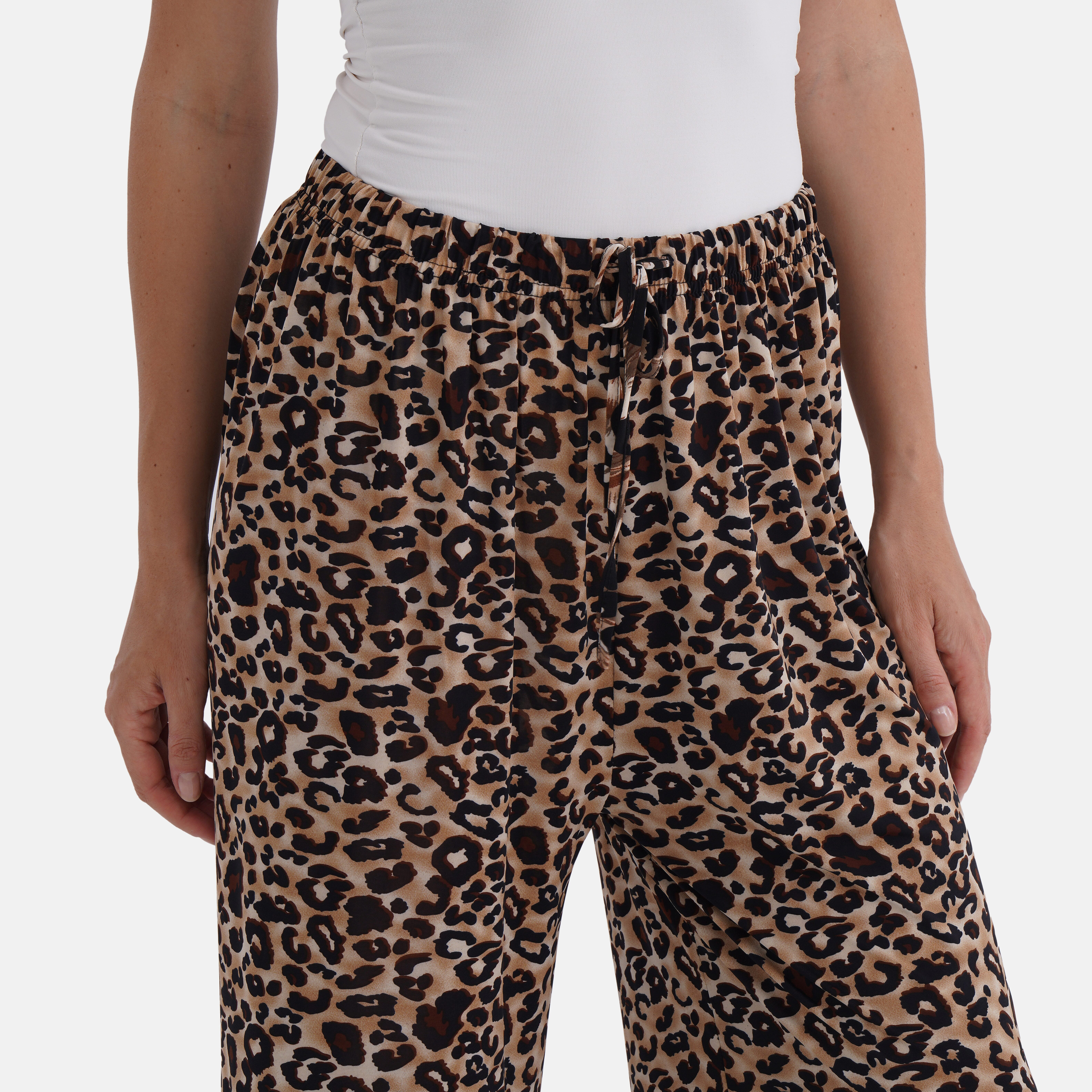 Tamsy Relaxed Fit Wide-Leg Trouser with Elastic Waist (Size 8 to 16) - Black