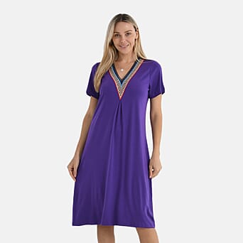 https://tjcuk.sirv.com/Products/81/0/8101122/La-Marey-Casual-Short-Sleeve-V-Neck-Midi-Dress-with-Embroidered-Lace-T_8101122_3.jpg?w=342&h=342