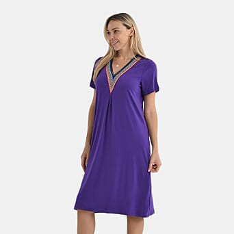 https://tjcuk.sirv.com/Products/81/0/8101128/La-Marey-Casual-Short-Sleeve-V-Neck-Midi-Dress-with-Embroidered-Lace-T_8101128_2.jpg?w=342&h=342