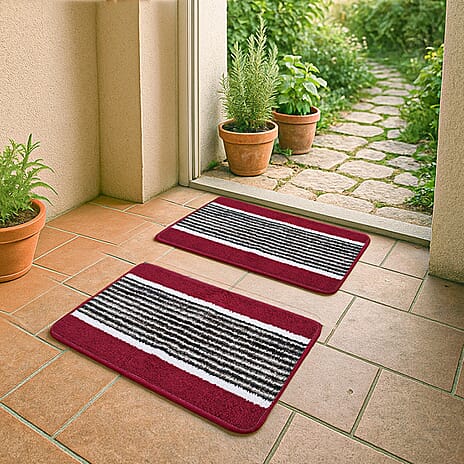 Set of 2- Anti-Skid Micro Bath Mats (Size 58x38cm) - Maroon