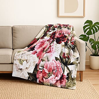 https://tjcuk.sirv.com/Products/81/0/8101975/Homesmart-Flower-Pattern-Digital-Print-Flannel-Cozy-Blanket-150x200-cm_8101975.jpg?w=342&h=342