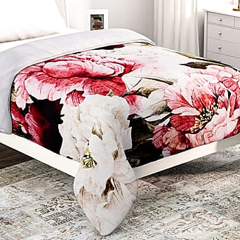 https://tjcuk.sirv.com/Products/81/0/8101975/Homesmart-Flower-Pattern-Digital-Print-Flannel-Cozy-Blanket-150x200-cm_8101975_1.jpg?w=342&h=342