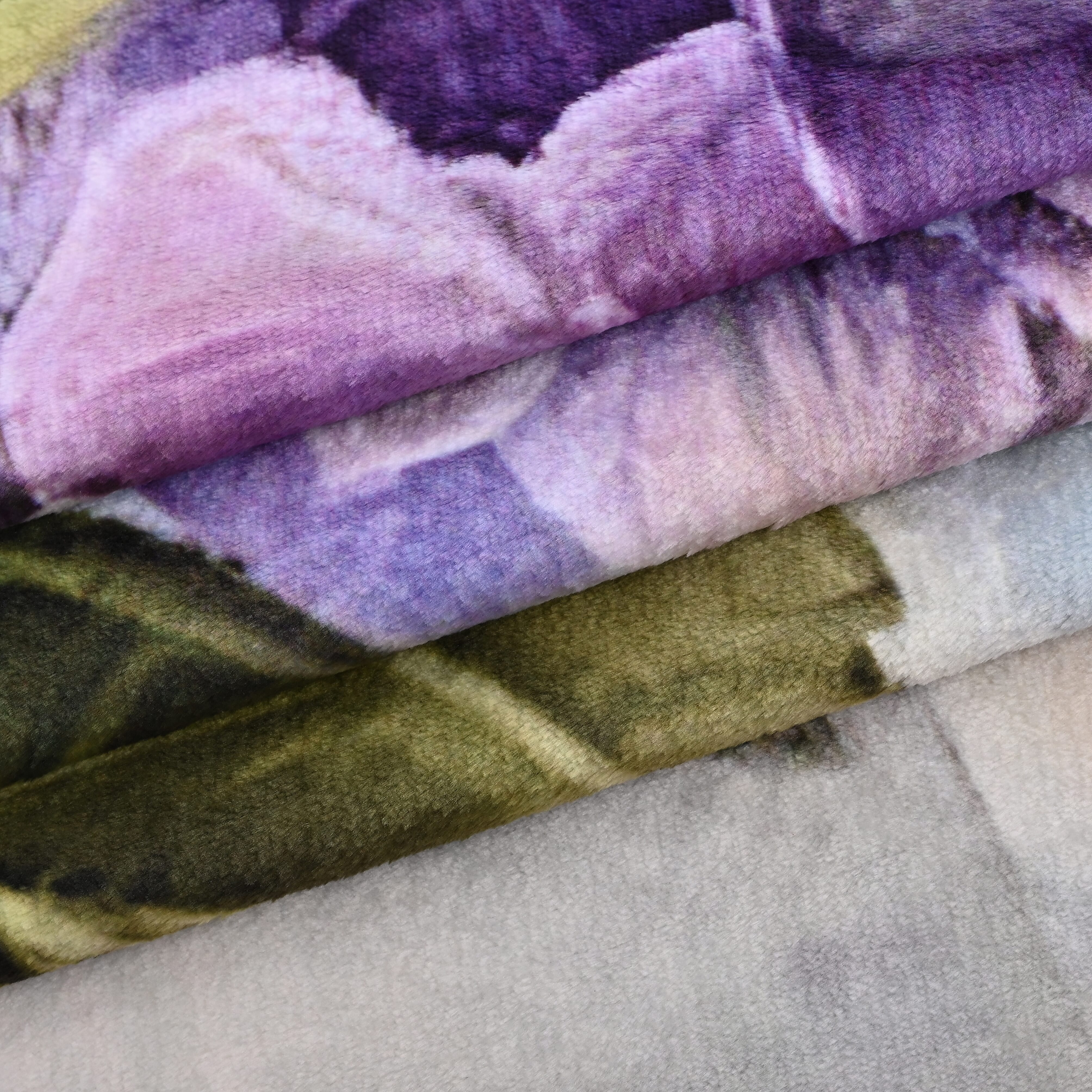 LAST IN STOCK Hydrangea Pattern Digital Print Flannel Cozy Blanket (150x200 cm) - Blue