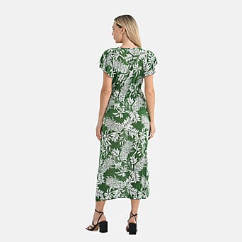 https://tjcuk.sirv.com/Products/81/0/8102523/Tamsy-Solid-Dress-Size-One-Size-Curve-White-Green-Black_8102523_1.jpg?w=342&h=342