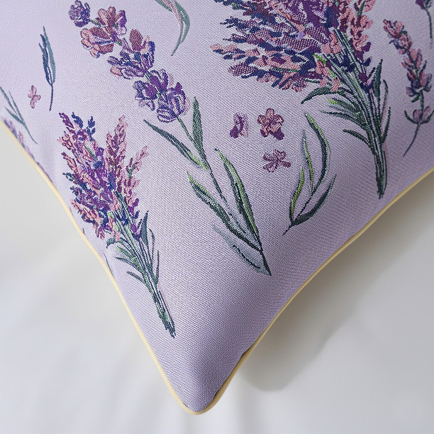 Signare Tapestry Collection - Designer Inspired Lavender Bloom Cushion (Size 45x45cm)