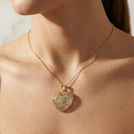 9K Yellow Gold Pendant, Gold Wt.1.2 Gms