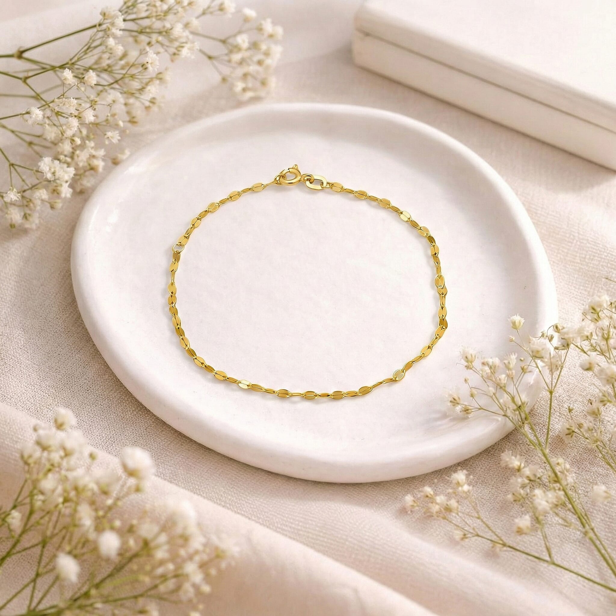 9K Yellow Gold Bracelet (Size - 7.5), Gold Wt.0.47 Gms