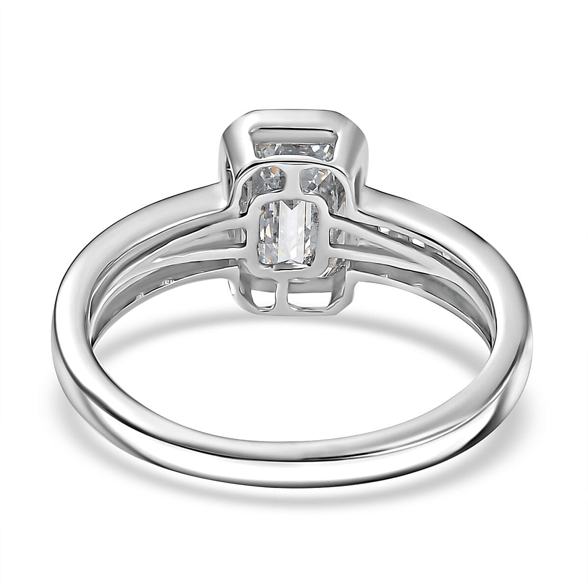 Luxuriant 950 Platinum IGI Certified (VS-EF) Lab Grown Diamond  Ring 2.00 Ct, Platinum Wt. 5.28 Gms.