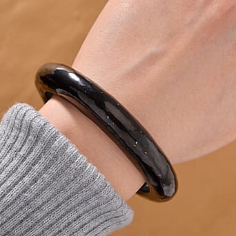 https://tjcuk.sirv.com/Products/81/0/8107834/Shungite-Stone-Bangle-252-500-Ct_8107834_1.jpg?w=342&h=342