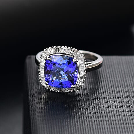 Rhapsody 950 Platinum AAAA Tanzanite & White Diamond (VS-E-F) Ring 5.11 Ct, Platinum Wt. 6.47 Gms.