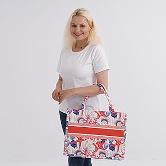 https://tjcuk.sirv.com/Products/81/0/8109994/Designer-Inspired-Nautical-Shell-and-Starfish-Printed-Tote-Bag_8109994_1.jpg?w=342&h=342